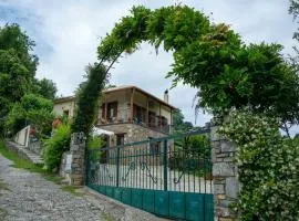 Efi's Guest House
