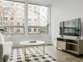 E Cambridge 2BR w Gym WD nr Lechmere T BOS-635