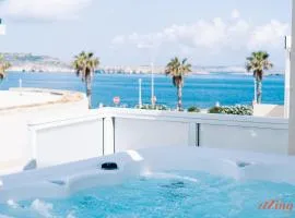 Stunning Holiday Villa with a Heated Jacuzzi