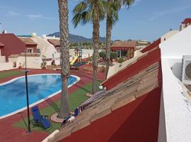 casa Welcome, hotel with parking in Camposol