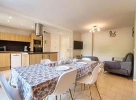 Apartment Les Jardins de Phebus by Interhome, hotel v destinaci Fréjus