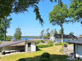 Nice holiday home in Tallbacken by Bolmen, Ljungby, hotel in Ljungby