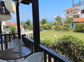 Ostraco Aphytis, hotel i Afitos