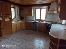 ~ Straubings grosses Apartment~, vacation rental in Schambach