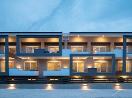 Sithonia Suites Luxury Apartments 4 Beds, viešbutis mieste Nikitė