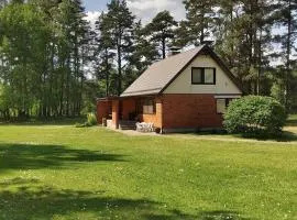 Petronių sodyba