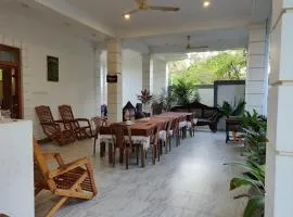 Surf'n Lanka - Surf School