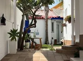 Beach-Goretti House