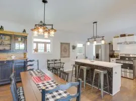 South Haven Farmhouse with Fire Pit, 4 Mi to Beach!