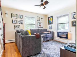 Pet-Friendly Cranston Home with Fire Pit and BBQ!, hotell i Cranston