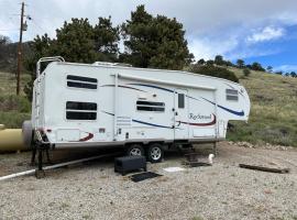 Private Camper on Working Ranch, camping i Salida
