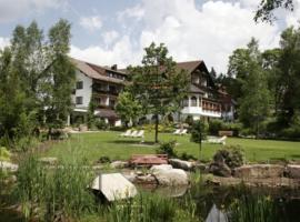 Hotel Waldblick Kniebis: Kniebis şehrinde bir otel