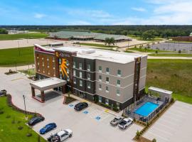 La Quinta Inn & Suites by Wyndham Sulphur Lake Charles, hotel in Sulphur