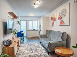 Apartament Kenya, отель с парковкой в Бакэу