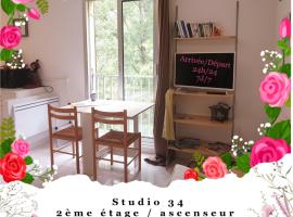 Calme et arboré, Studio 34: Digne-Les-Bains şehrinde bir daire