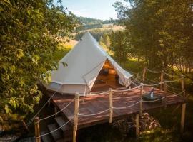 Yatu Ecological Glamping, luxury tent in Drábsko