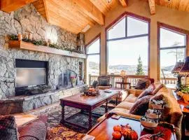 Three Peaks Mountain Lodge