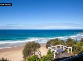 Ocean Pearl Luxury beachfront Bermagui Linen provided, луксозен хотел в Бермагуи