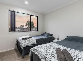 Jupiter St Holiday Home No 5, self-catering accommodation in Auckland