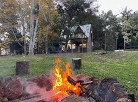 Winding Creek Cottage, hotel din Bald Knob