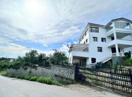 Beautiful Villa near the airport & city, cottage in Trabzon