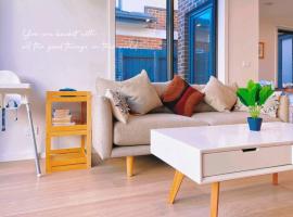 Casey Green Townhouse by GoodLive, hotel Narre Warrenben