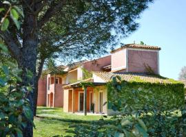 SOWELL RESIDENCES Les Hameaux de Camargue, hotell i Arles