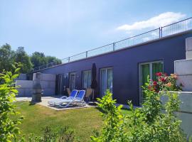 Erdhaus WEST - Ferienhof Bartel, hotel di Wiesentheid