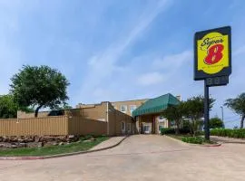 Super 8 by Wyndham Garland Rowlett East Dallas Area