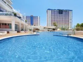 Bonito Estudio Playa Paraíso con vista al mar By Paramount Holidays