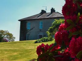 Willowbank House & Farm, hótel með bílastæði í Keady