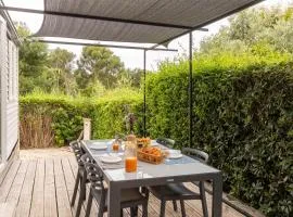 Le Mimosa, mobil-home climatisé au cœur du vignoble et à quelques mètres de la mer