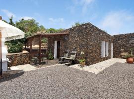La Casa de Abajo, hotel v destinaci Valverde