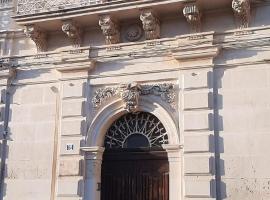 Casa Barocco siciliano, hotel u gradu Canicattini Bagni