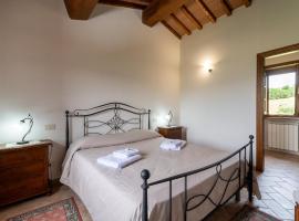 Pugnano Alto -appartamento Castagna, hotel-fazenda rural em Lisciano Niccone