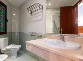 CT 240 - Beachfront Apartment -Don Juan Manilva