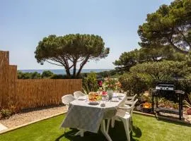 Le Photinia, mobil-home climatisé avec vue mer situé au cœur du domaine