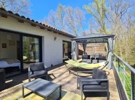 PAUSE NATURE. Maison Ananda à 14 kms de Toulouse avec parking privatif