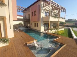 Kynara Elegant Living, serviced apartment in Ierissos