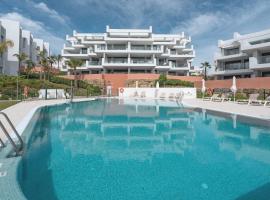 14 Modern apt with terrace & sea view, gym, jacuzzi spa Duquesa, Manilva, hotel con jacuzzi en Castillo de Sabinillas