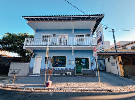 Pousada Água Marinha、カボ・フリオのビーチ・ホテル