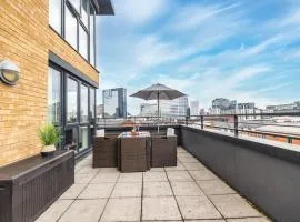 City centre apartment with roof terrace.