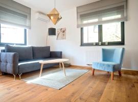 Luna Deluxe City Center & Free Parking, golf hotel in Sarajevo