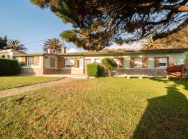 Casa A Bicuda, villa in Ferrol