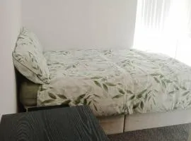 Double bed (R2) close to Burnley city centre