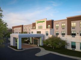 Holiday Inn - Cincinnati - Liberty Way, an IHG Hotel، فندق في ويست تشيستر