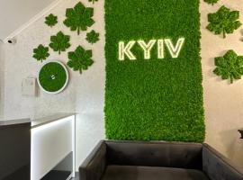 Kyiv, Hotel in Schidnyzja