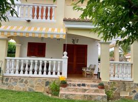 Los Alamos Somhome, cottage in Peñíscola