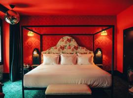 Pens&atilde;o Amor Madam's Lodge