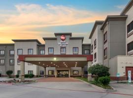 Best Western Plus Texoma Hotel & Suites, hotel near Eaker Field - DUA, Denison